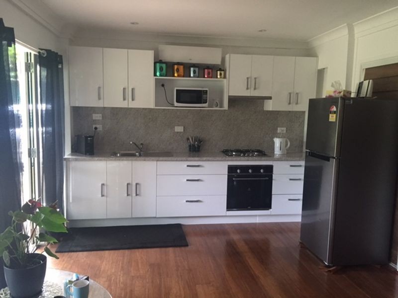 19 Keirle Ave, Whitfield QLD 4870