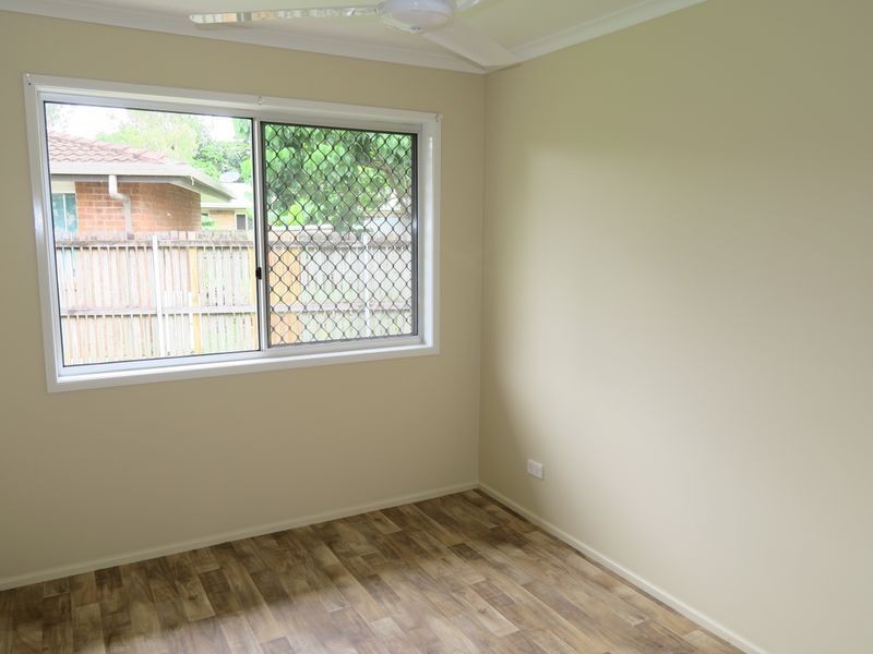 43 Francis Street, Mooroobool QLD 4870