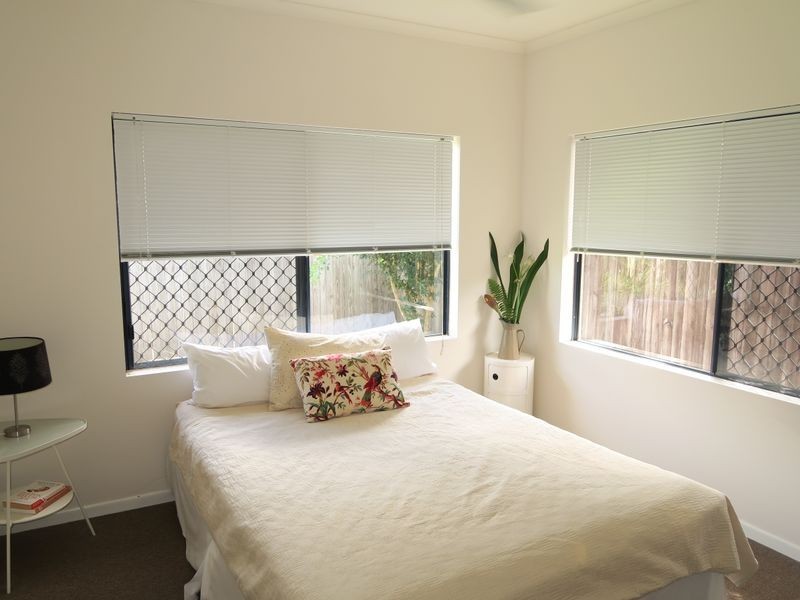 1/139 Jensen street, Whitfield QLD 4870