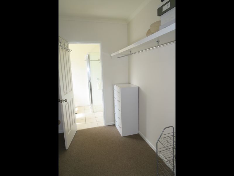 1/139 Jensen street, Whitfield QLD 4870