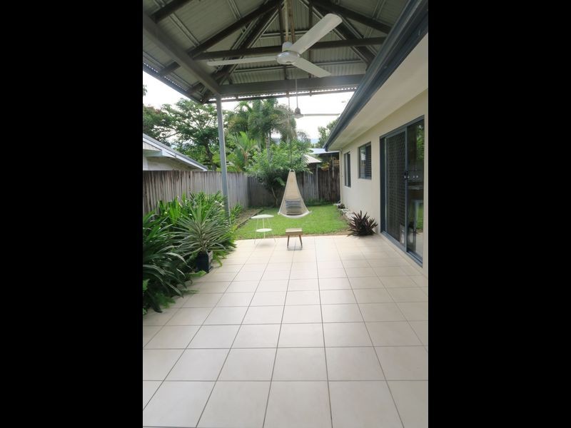 1/139 Jensen street, Whitfield QLD 4870