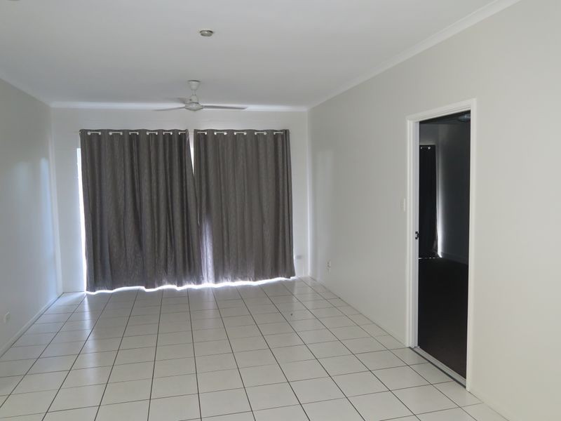 10/2-6 Lake Placid Road, Caravonica QLD 4878