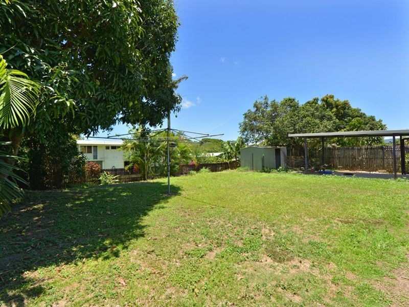 17 Rambutan Close, Manoora QLD 4870