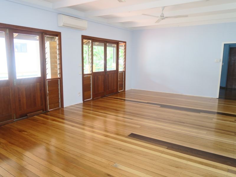 1/47 Smith Street, Cairns North QLD 4870