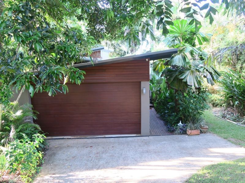 112 Petersen Street, Freshwater QLD 4870