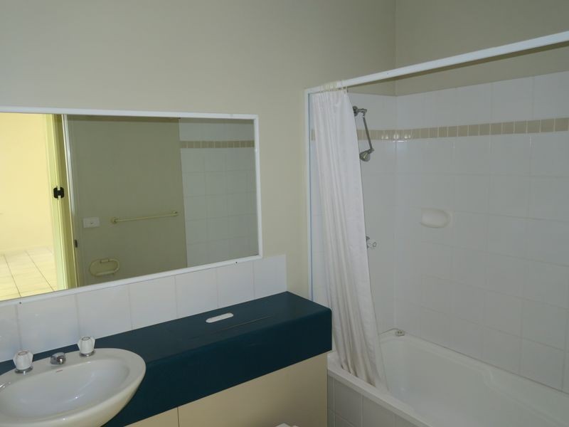 25/7A Grantala Street, Manoora QLD 4870