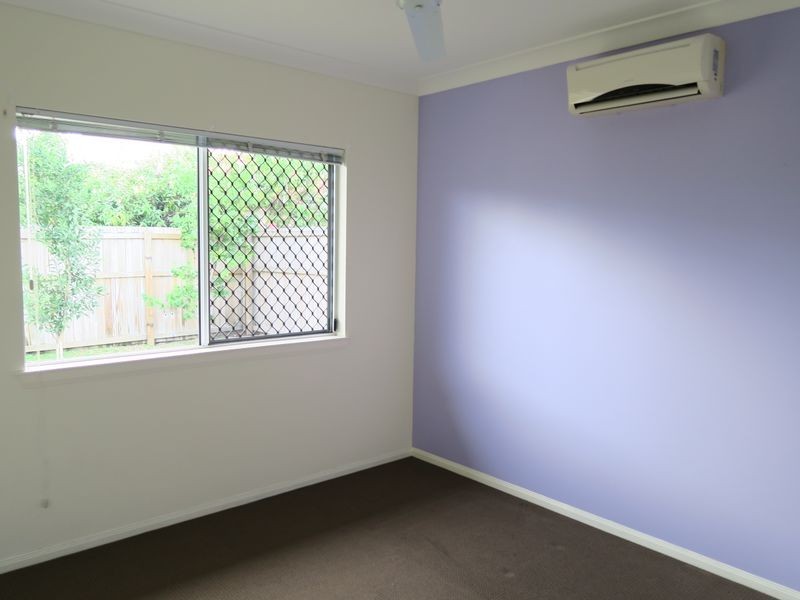 4 Moojeeba Way, Trinity Park QLD 4879