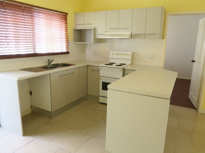 11/20 Pioneer Street, Manoora QLD 4870