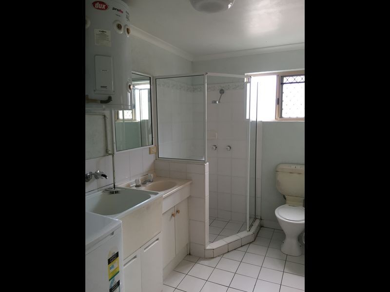 1/150 Pease Street, Edge Hill QLD 4870