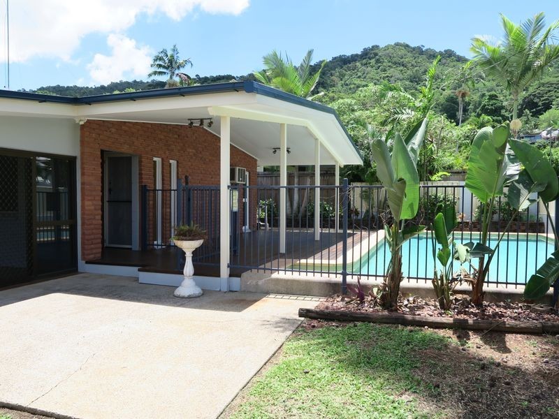 29 Junction Street, Edge Hill QLD 4870