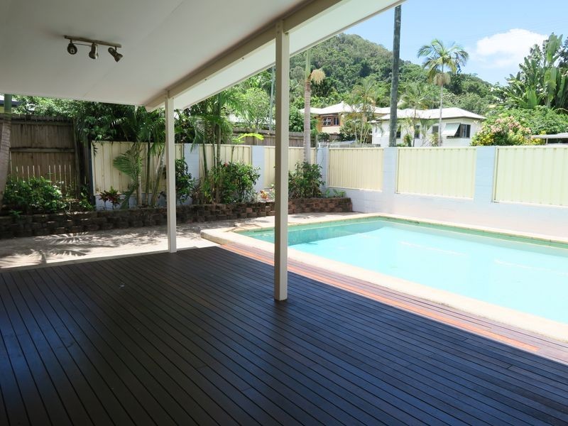 29 Junction Street, Edge Hill QLD 4870