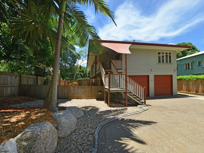 21 Charlekata Close, Freshwater QLD 4870