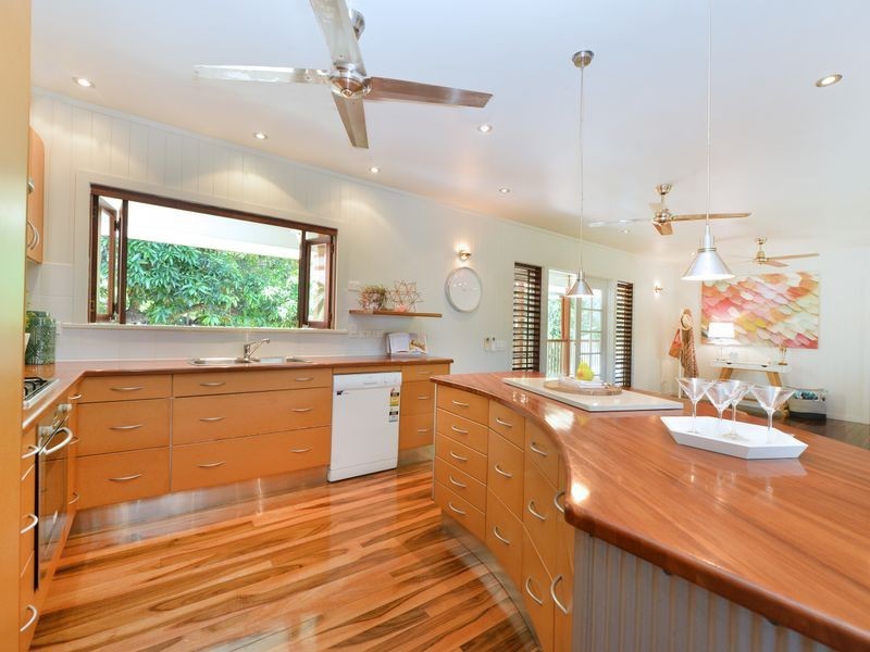 21 Charlekata Close, Freshwater QLD 4870