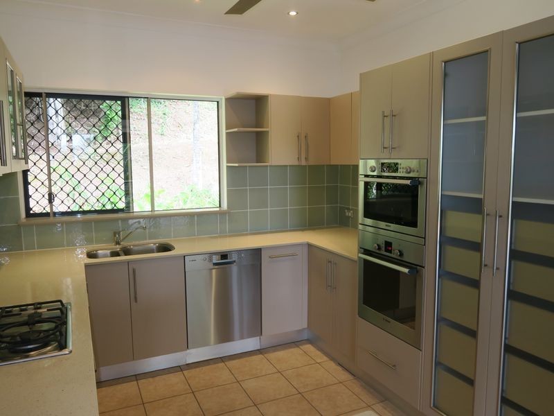 1 Primo Street, Freshwater QLD 4870