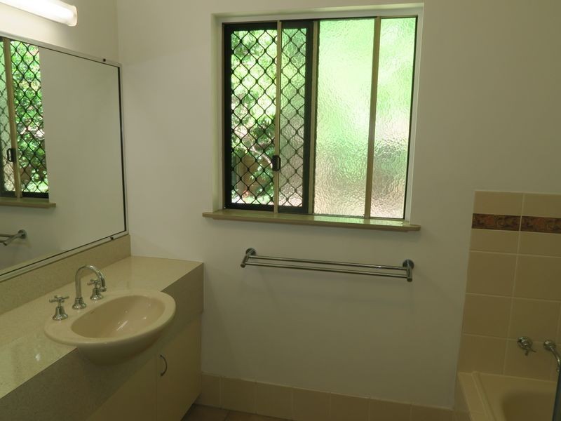 1 Primo Street, Freshwater QLD 4870