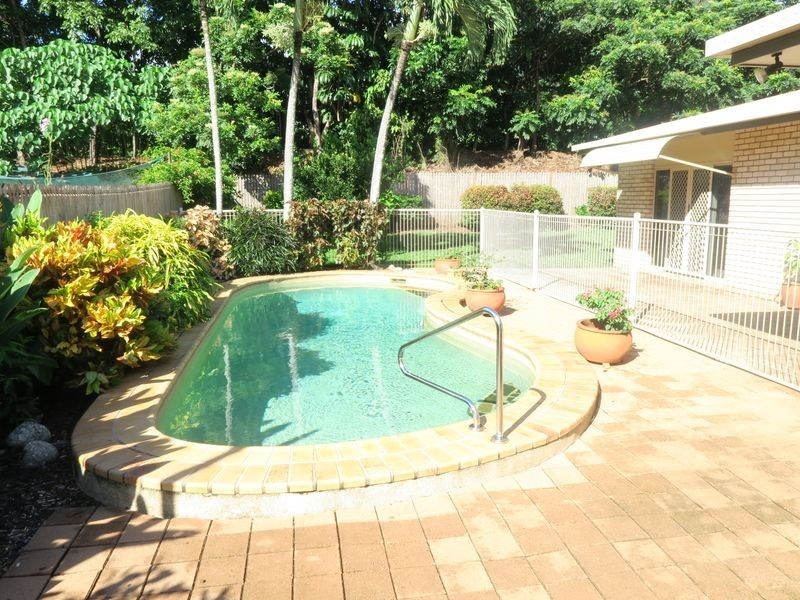 23 Majestic street, Kamerunga QLD 4870