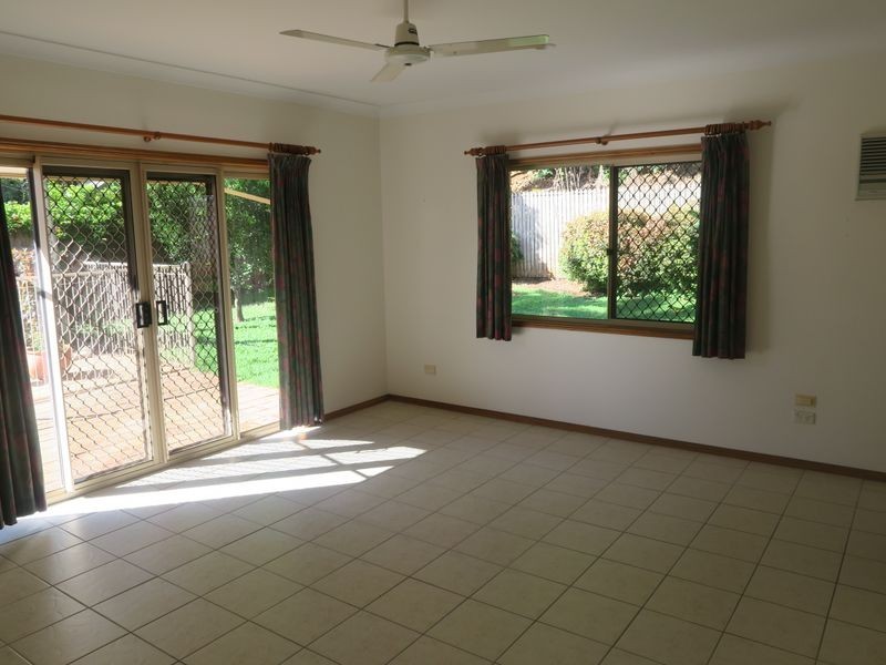 23 Majestic street, Kamerunga QLD 4870