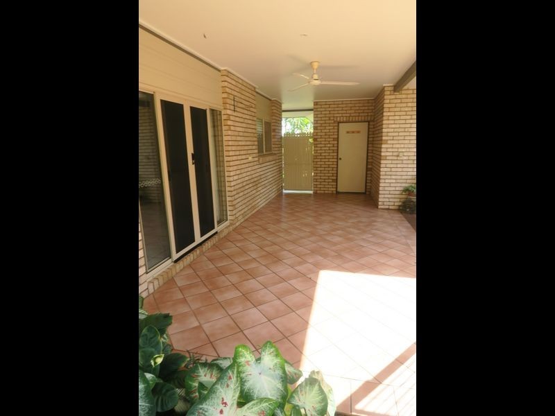 23 Majestic street, Kamerunga QLD 4870