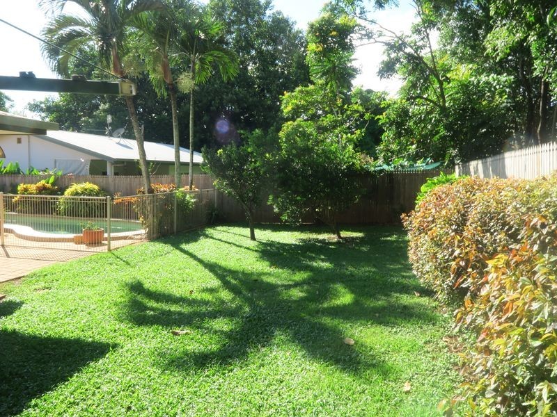 23 Majestic street, Kamerunga QLD 4870