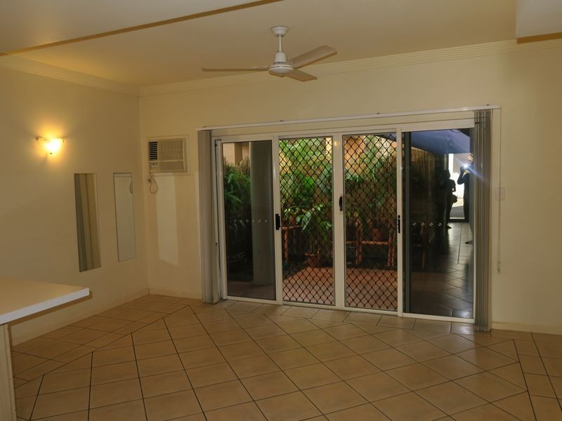 21/10-16 Digger Street, Cairns North QLD 4870