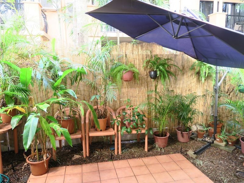 21/10-16 Digger Street, Cairns North QLD 4870