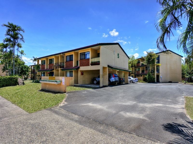 22/6 Hector Close, Westcourt QLD 4870