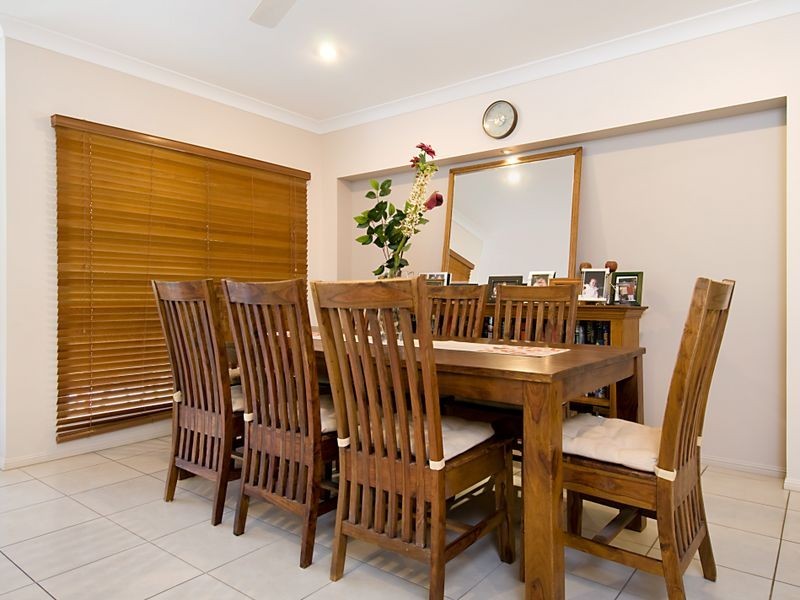 9 Fantan Close, Redlynch QLD 4870