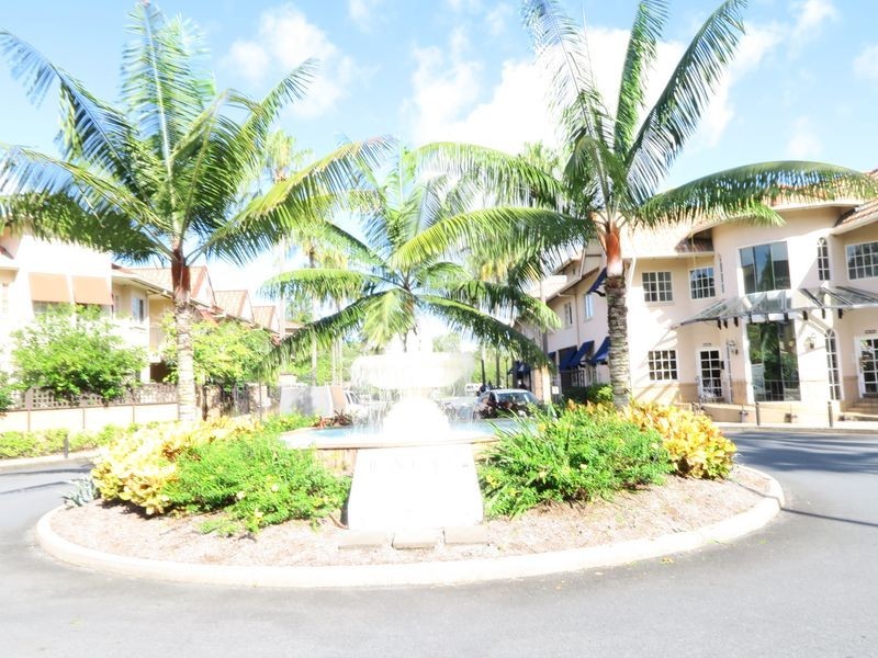 410/2 Greenslopes Street, Cairns North QLD 4870