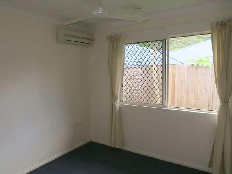 19 William Hickey Street, Redlynch QLD 4870