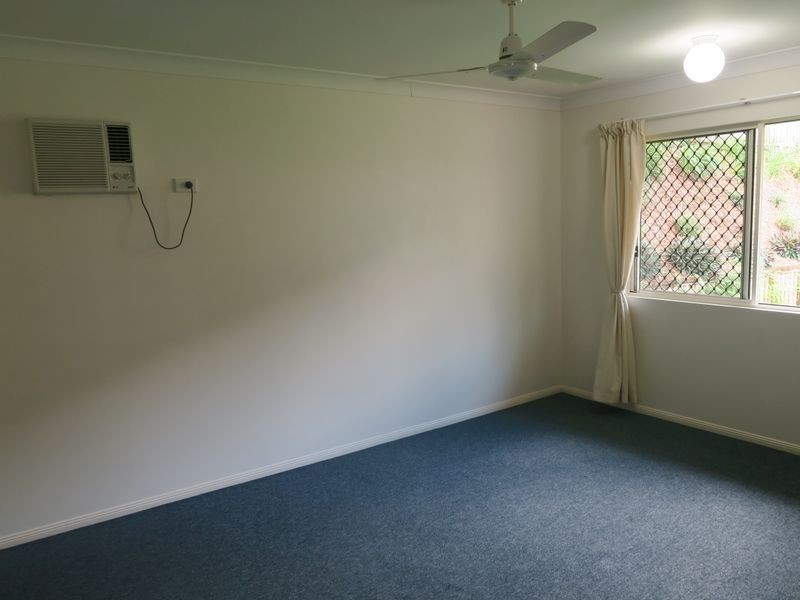 19 William Hickey Street, Redlynch QLD 4870