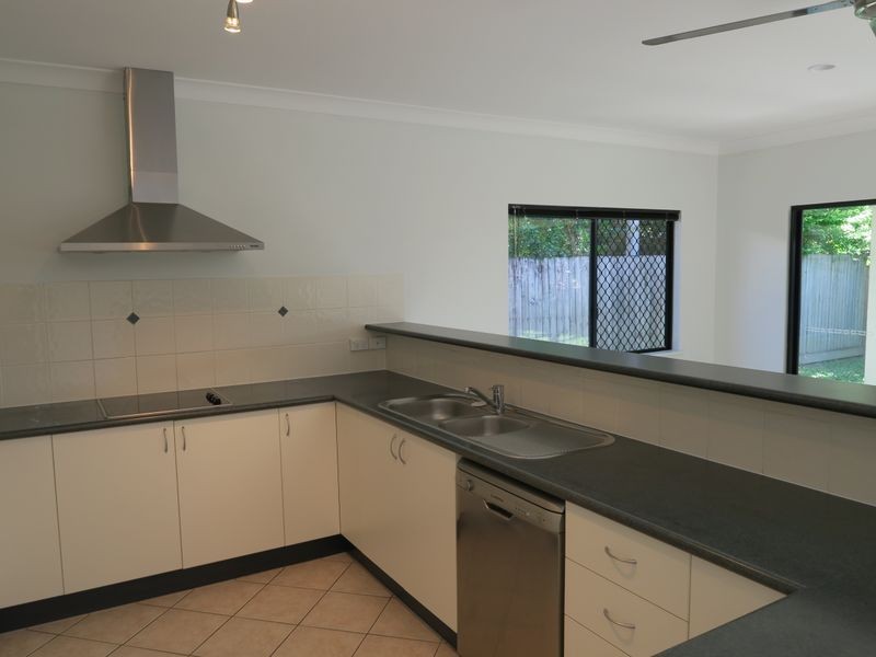 19 Cooya Street, Kewarra Beach QLD 4879