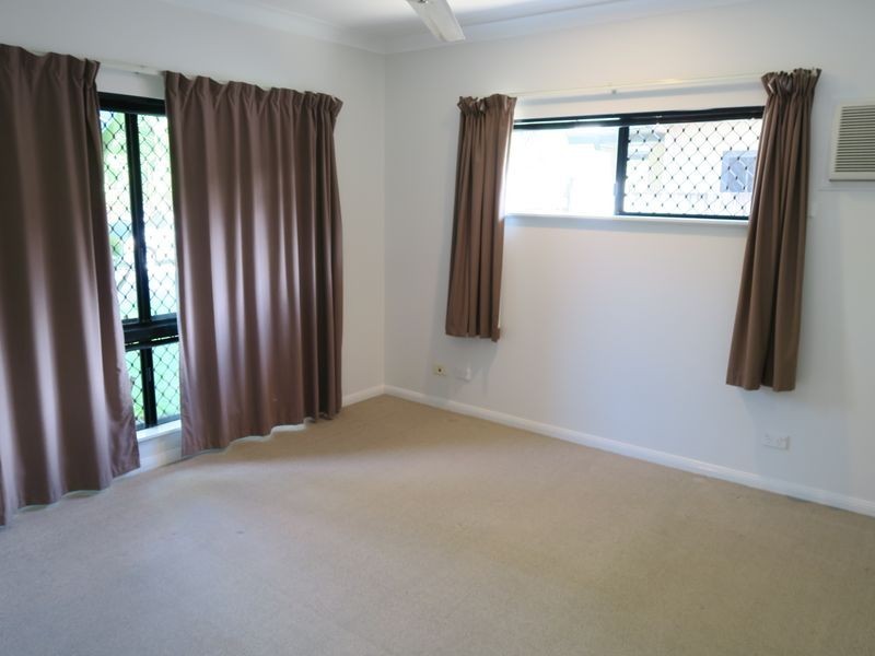 19 Cooya Street, Kewarra Beach QLD 4879
