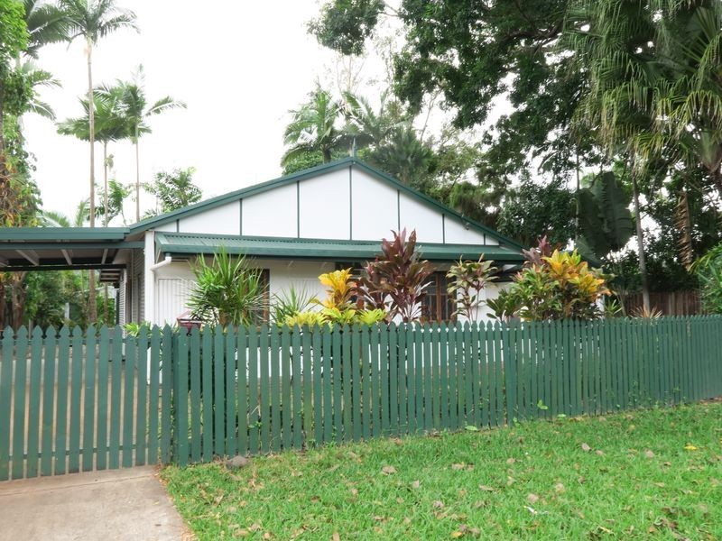 26 Miles Street, Manoora QLD 4870