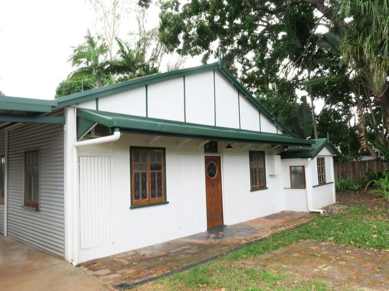 26 Miles Street, Manoora QLD 4870