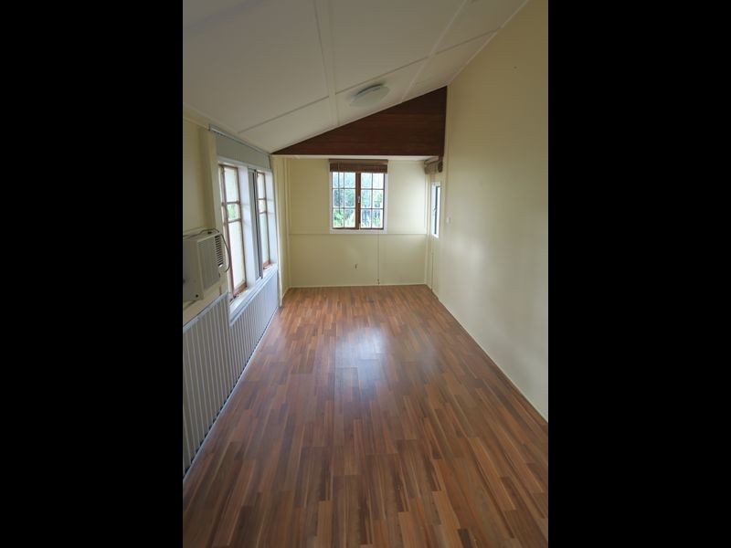 26 Miles Street, Manoora QLD 4870