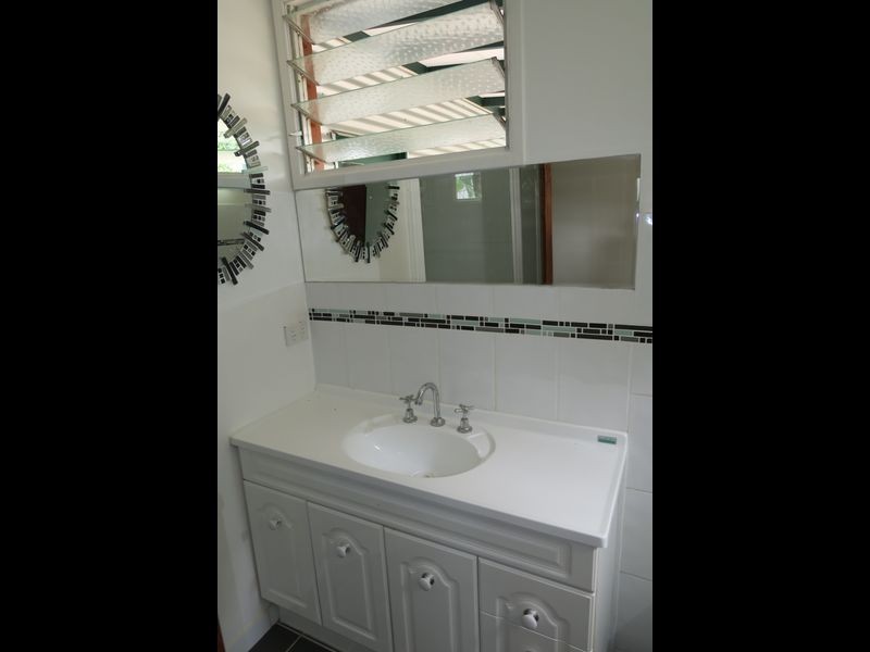 26 Miles Street, Manoora QLD 4870