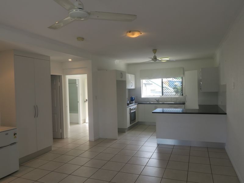 7/306 Pease Street, Edge Hill QLD 4870