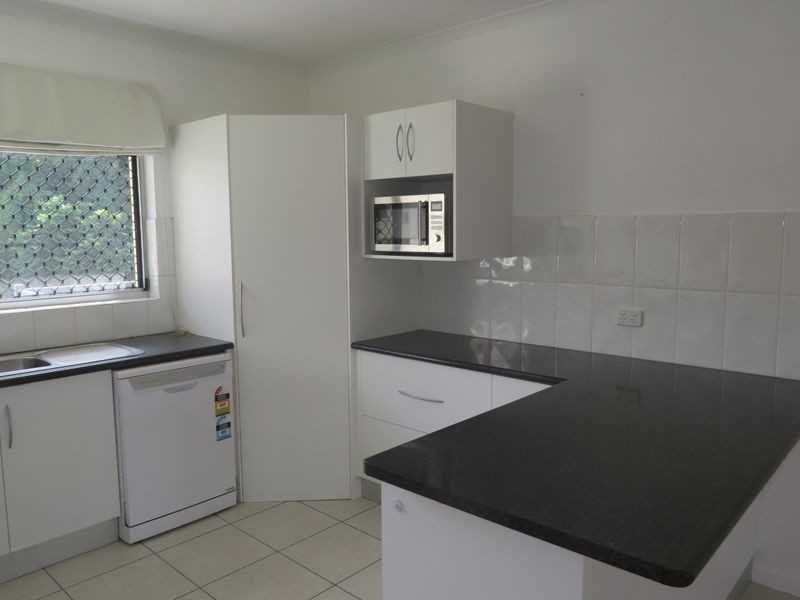 7/306 Pease Street, Edge Hill QLD 4870