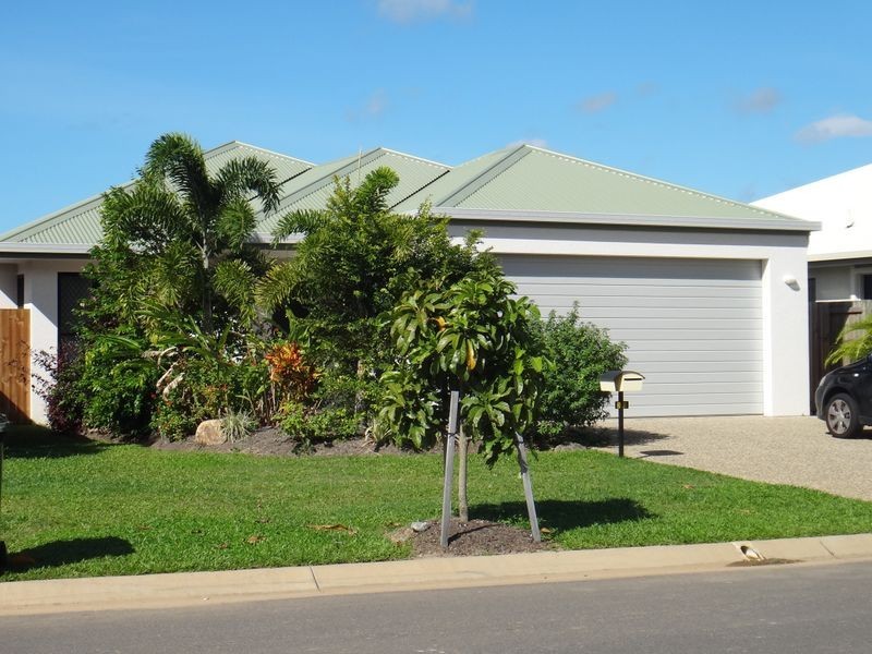 32 Hillary Drive, Smithfield QLD 4878