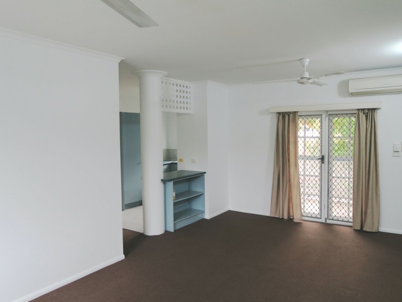 8/3-5 Springfield Crescent, Manoora QLD 4870