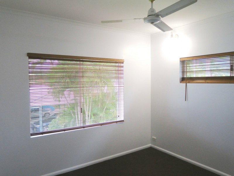 8/3-5 Springfield Crescent, Manoora QLD 4870