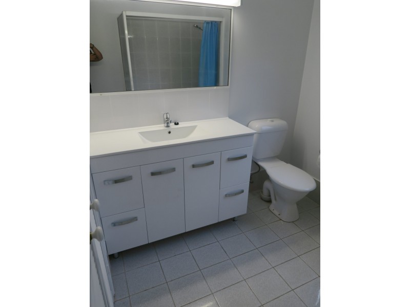 8/3-5 Springfield Crescent, Manoora QLD 4870