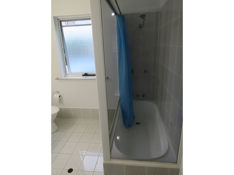 8/3-5 Springfield Crescent, Manoora QLD 4870