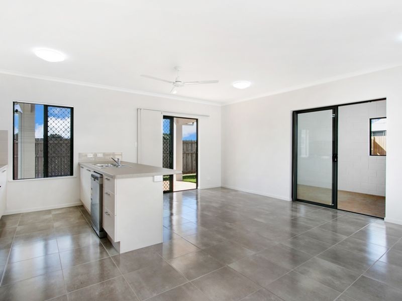 2/50 McEachan Street, Edmonton QLD 4869
