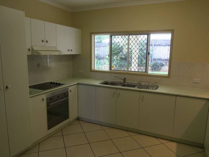 7 Ebony Street, Redlynch QLD 4870