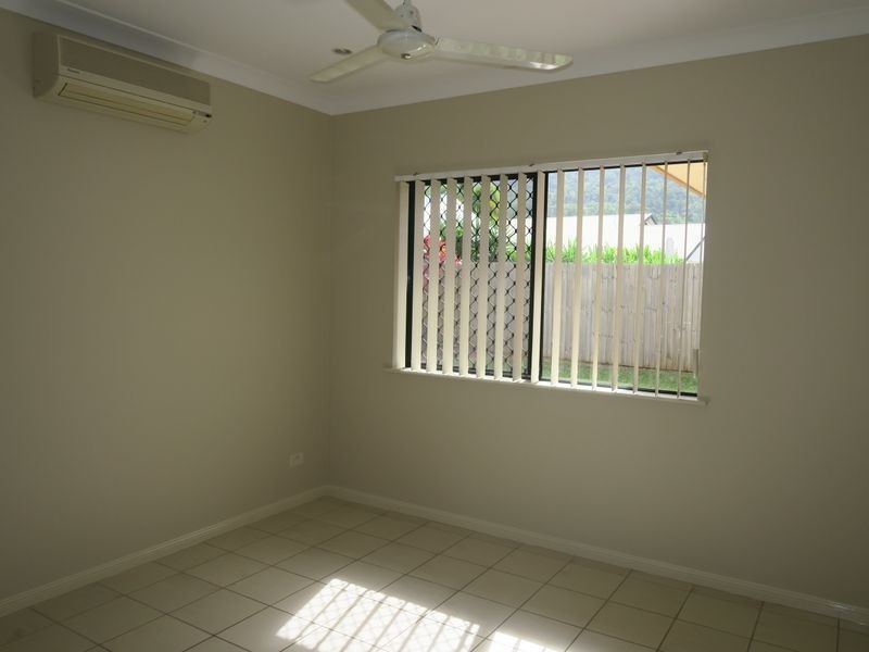 6 Aroona Street, Caravonica QLD 4878