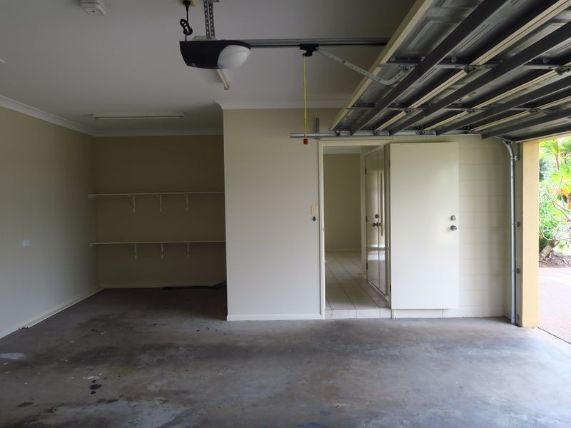 6 Aroona Street, Caravonica QLD 4878