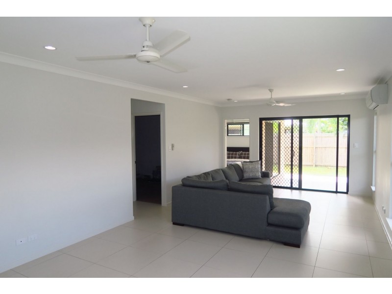 30 Carter Close, Smithfield QLD 4878