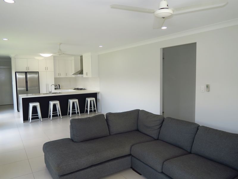 30 Carter Close, Smithfield QLD 4878