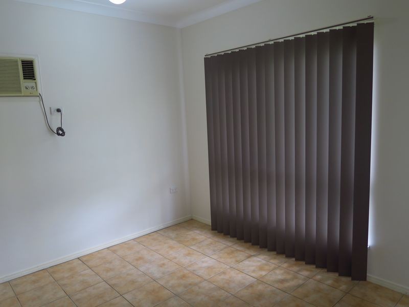 10 Brian Street, Brinsmead QLD 4870